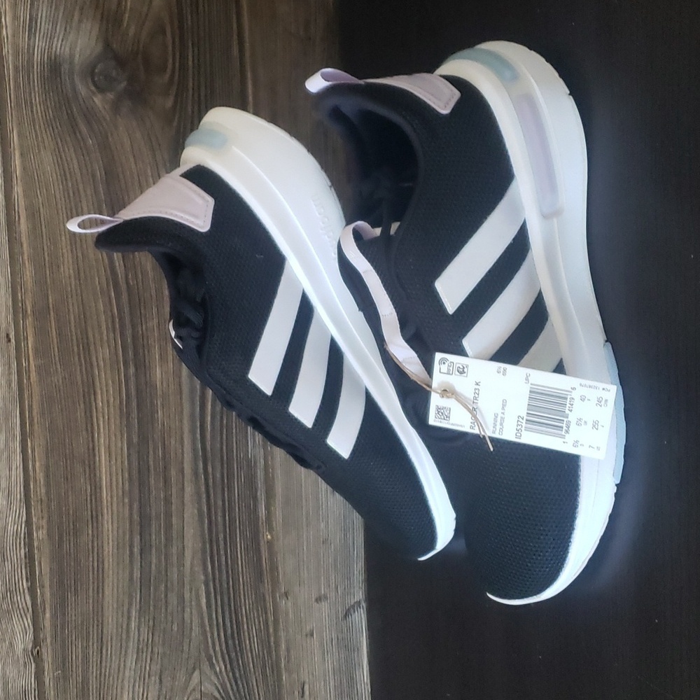 New Adidas Youth Racer Black Running Sneakers Size 7 Casual Lightweight Athletic